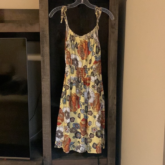 Delia’s sundress, small - Picture 2 of 6